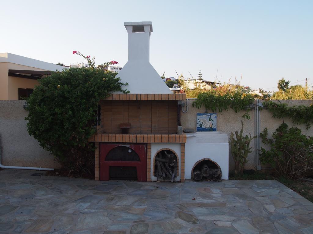Villa Dolphin Azolimnos Extérieur photo